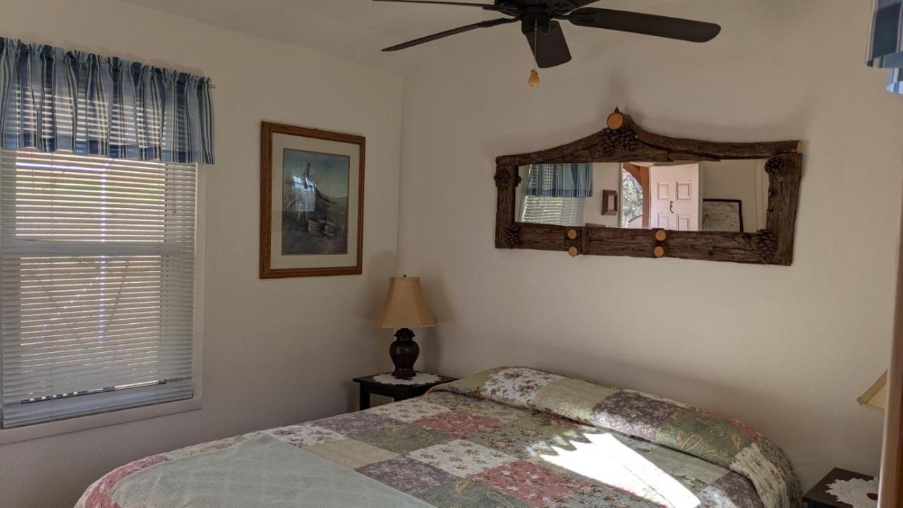 Room #3 At The Apple Place Miramonte ภายนอก รูปภาพ